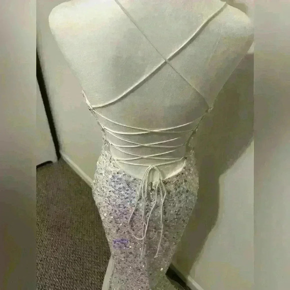 Primavera Formal Prom Dress White with Pastel Sequins Size 4 - Picture 7 of 10